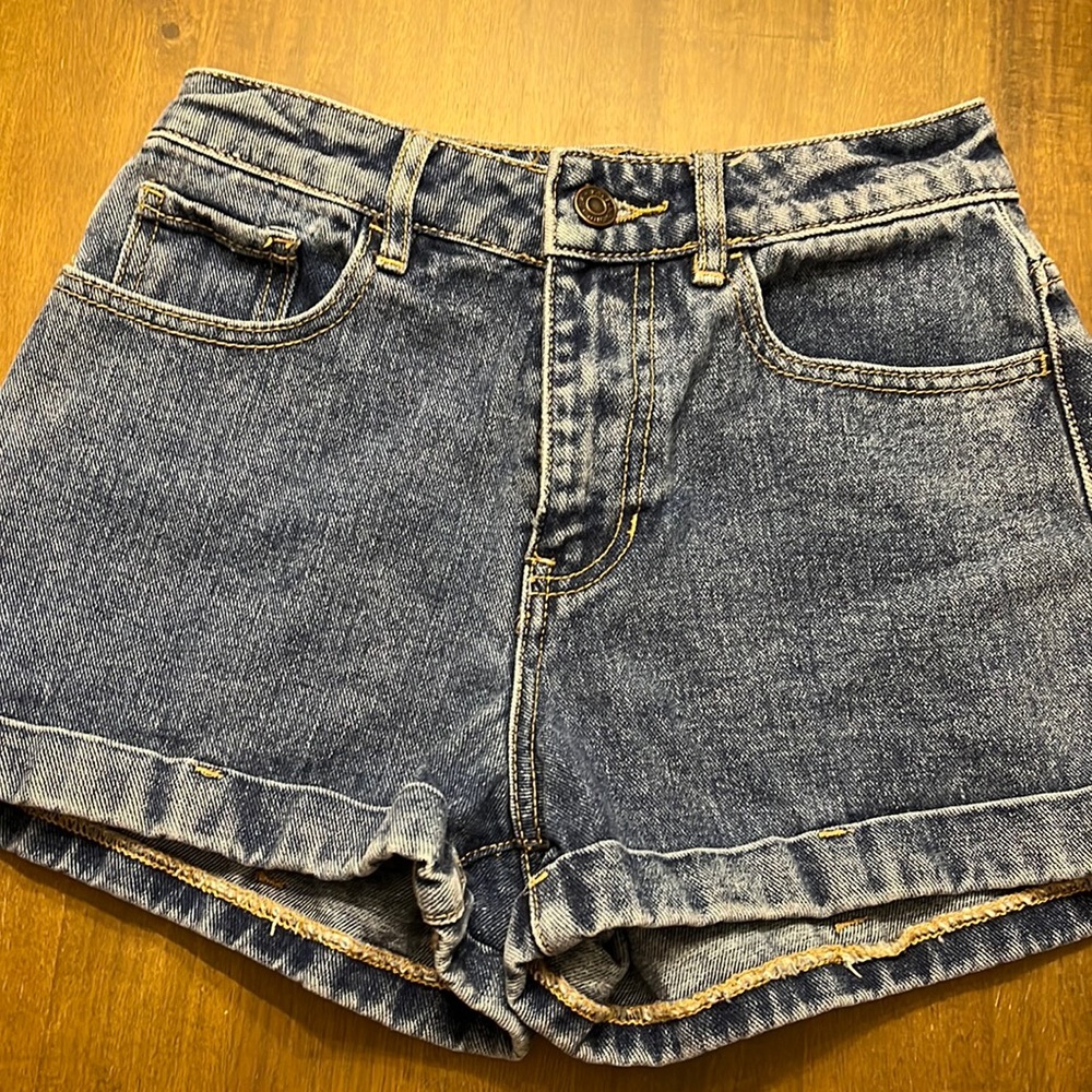 Pacsun 23 mom short